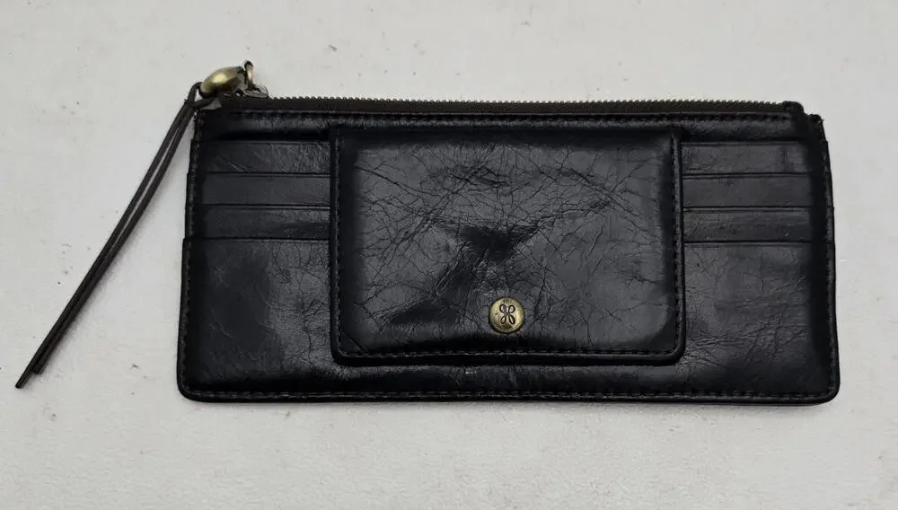 Hobo International Women's Amaze Slim Card Wallet Crinkle Leather Black